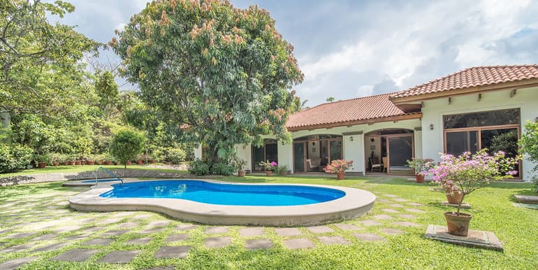 The Maderas Estate in Piedades