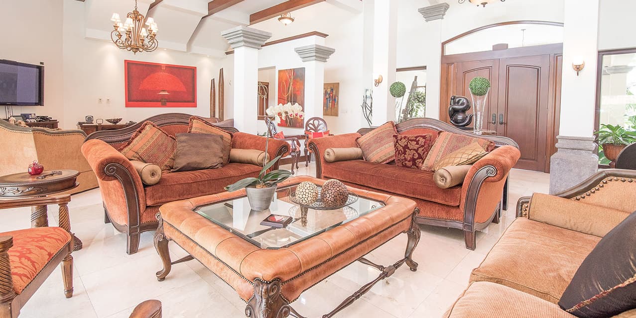 Adria Home in Bosques de Lindora — photo