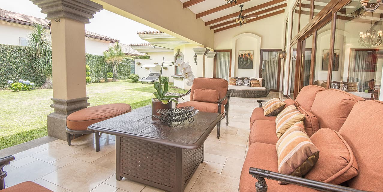 Adria Home in Bosques de Lindora — photo