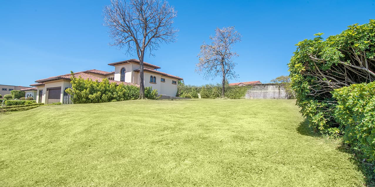 Hacienda Lindora Flat Lot — photo