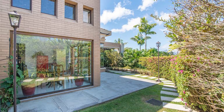 The Secret Garden Home at Monterán