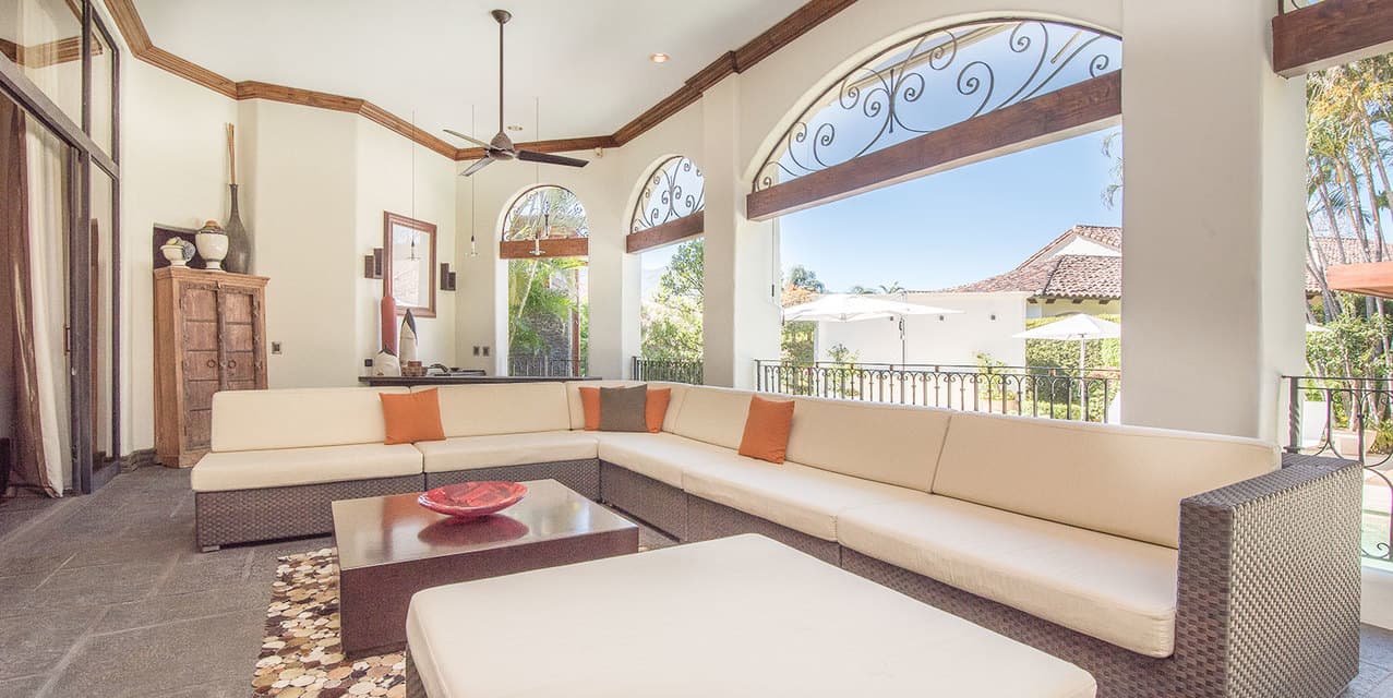 Villa Verano in Bosques de Lindora — photo