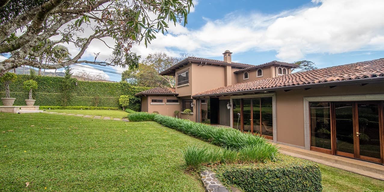 The Garden Home in Escazú — photo