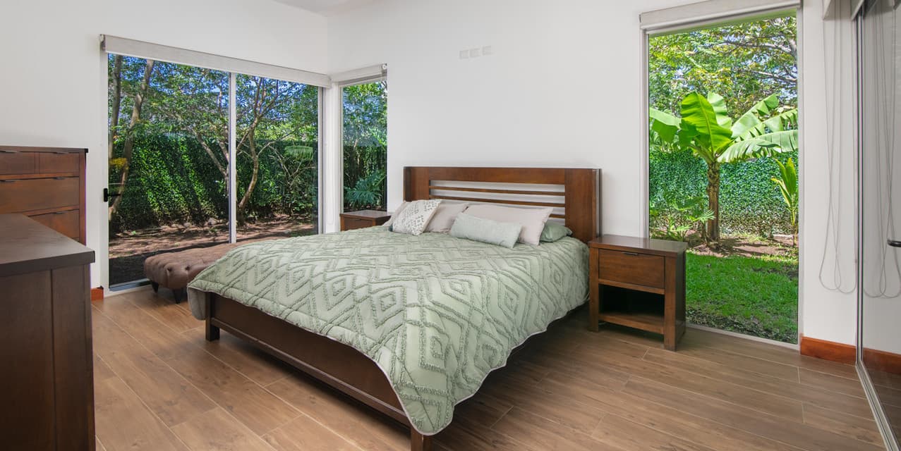Buka Contemporary Home @ Espinal — photo