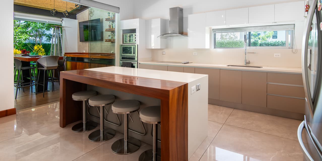 Buka Contemporary Home @ Espinal — photo