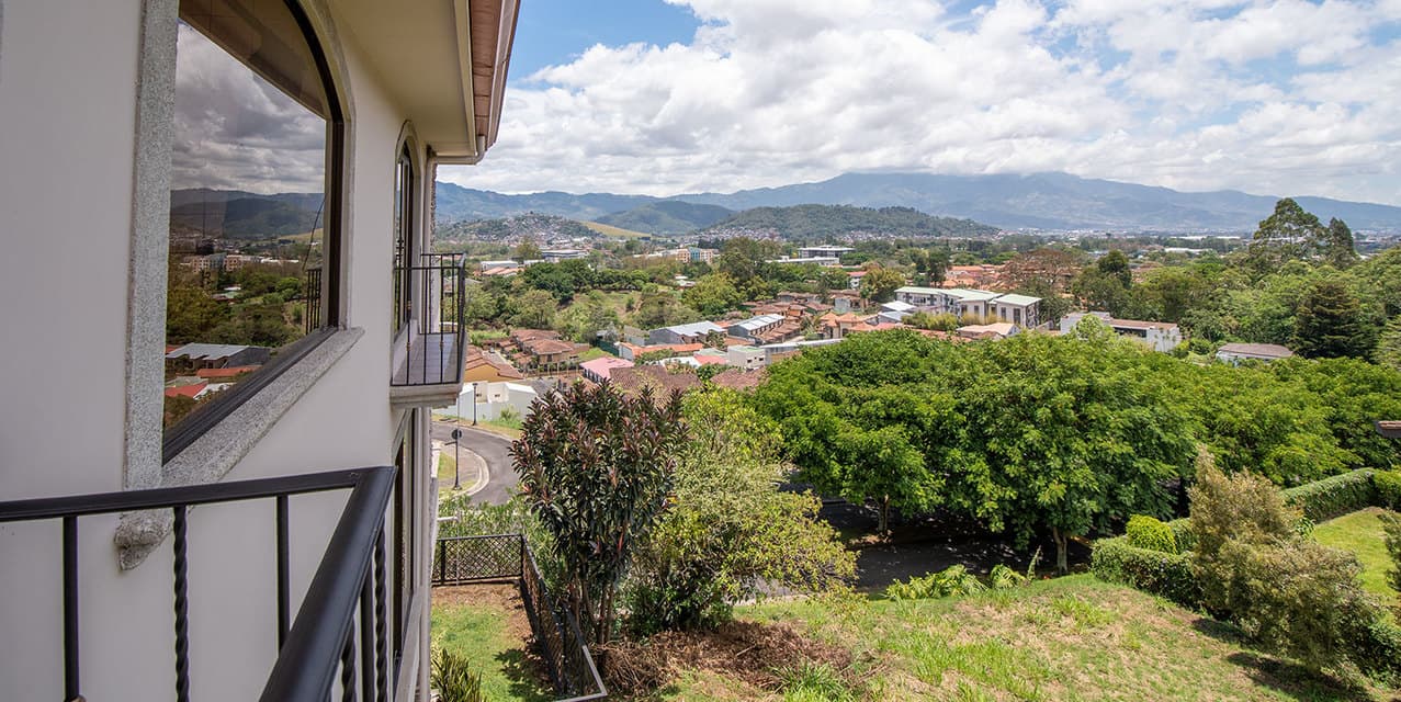 Unique View Home at Gregal — photo