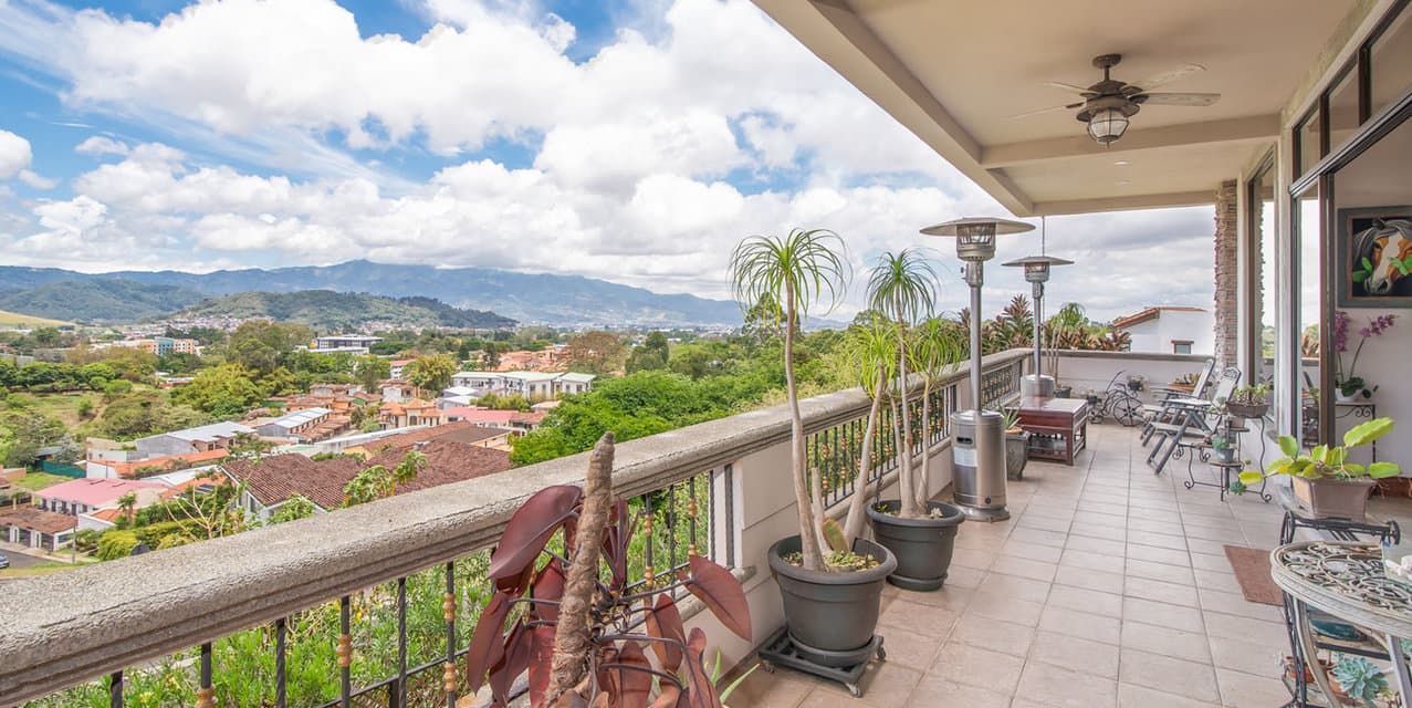 Unique View Home at Gregal — photo