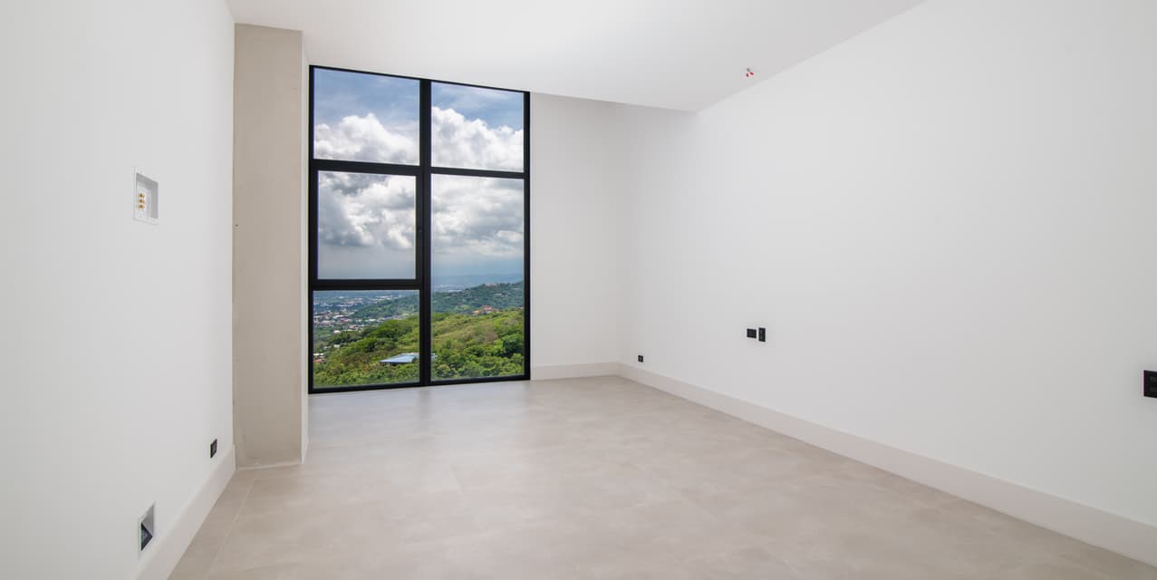 Investment: Solaris Rise Apartment — photo