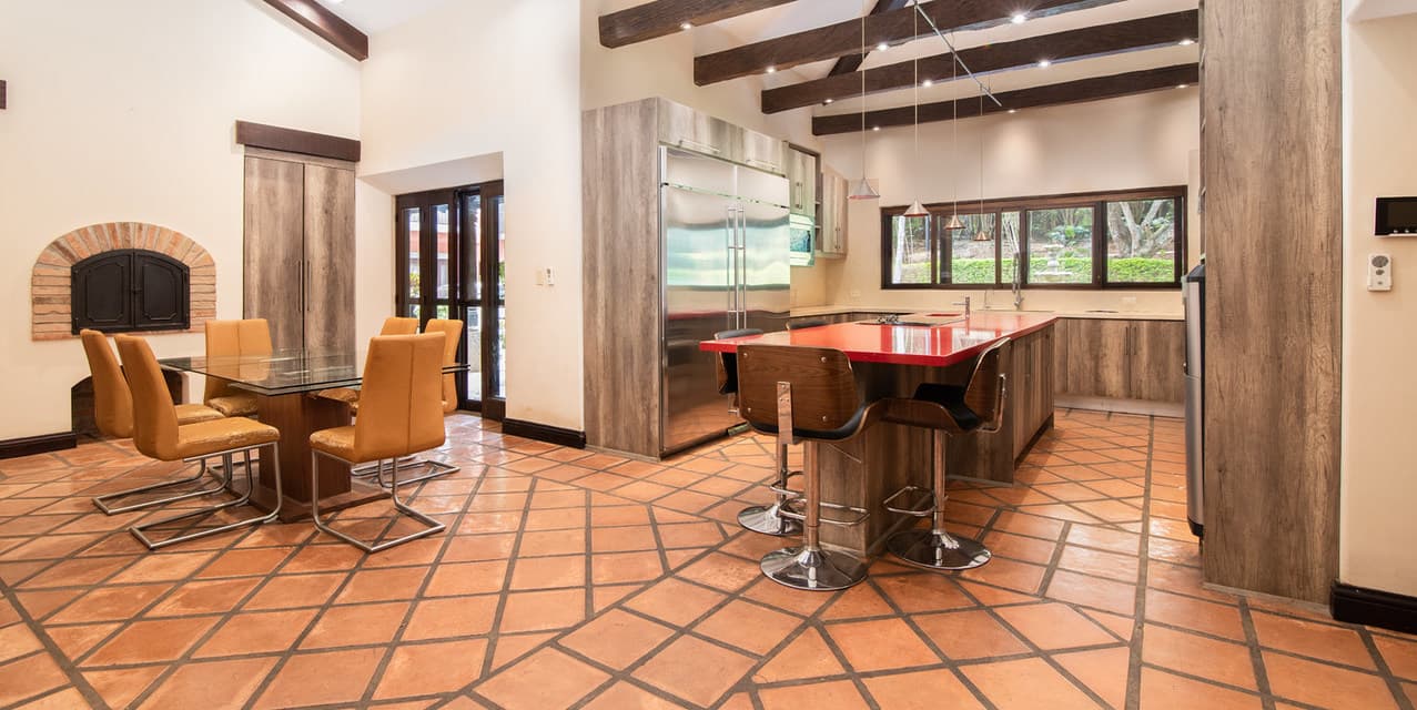 Art Estate in Santa Ana — photo