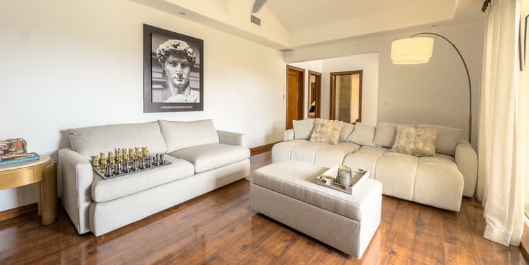 Jade Home Completamente Amoblada @ Escazu
