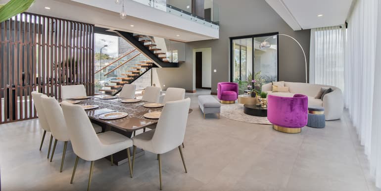 Agata Contemporary Home Espinal
