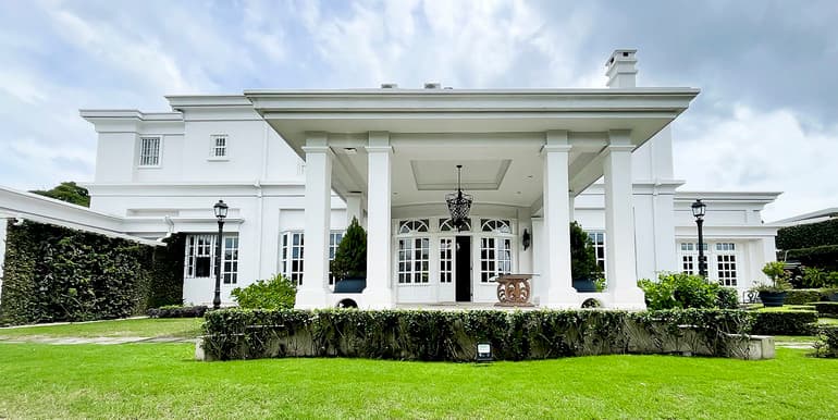 Los Yoses White House