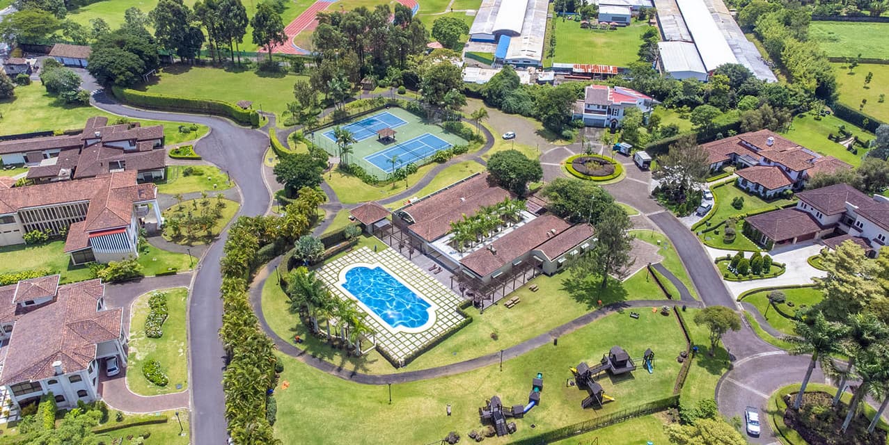 Monterán Premium Golfview Lot — photo