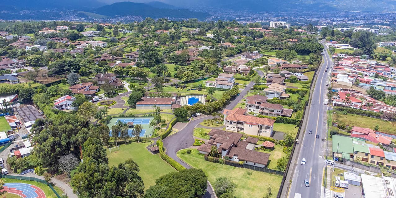 Monterán Premium Golfview Lot — photo