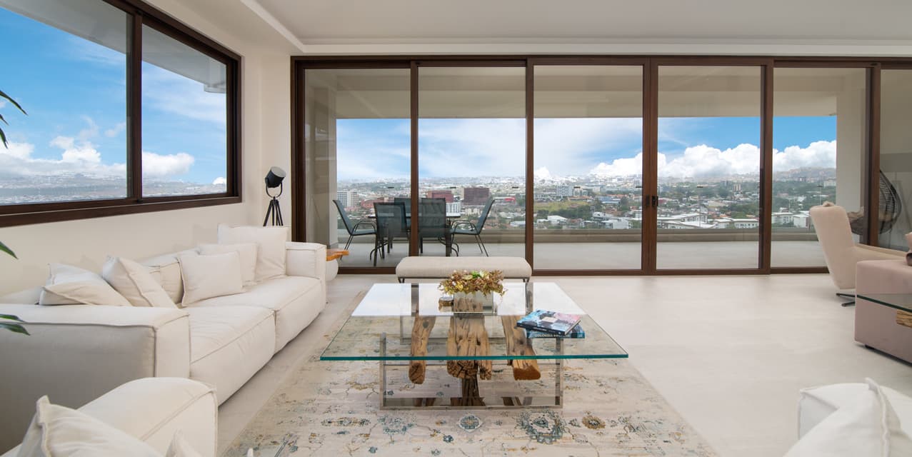 Investment: The Valley Views Penthouse in Cerro Alto — photo