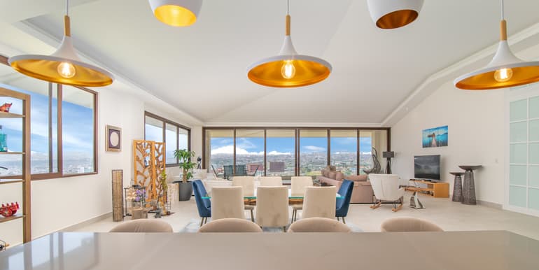 Investment: The Valley Views Penthouse in Cerro Alto