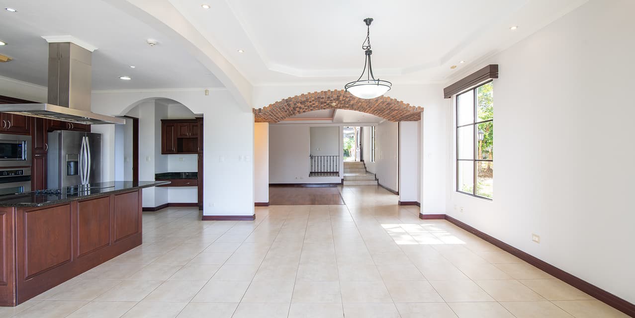 Alamo Home at Colinas de Montealegre — photo