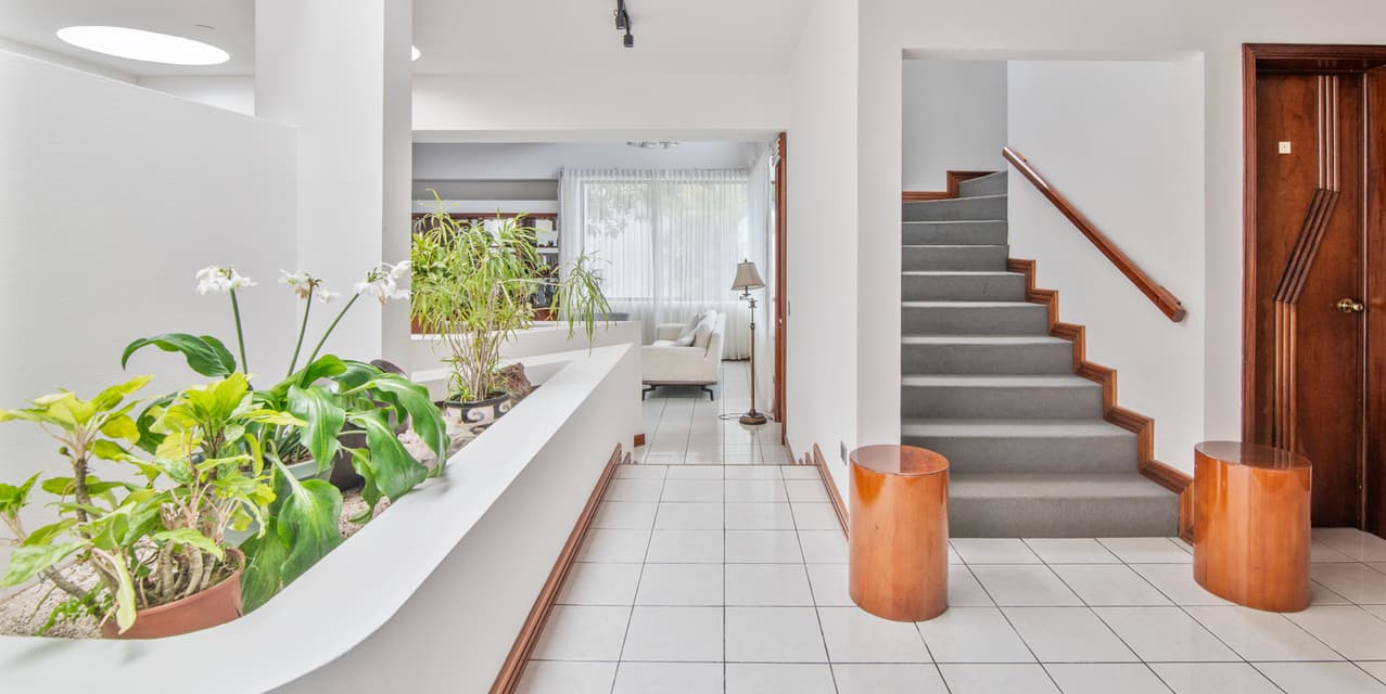 Single-level Stillness Home in Granadilla — photo