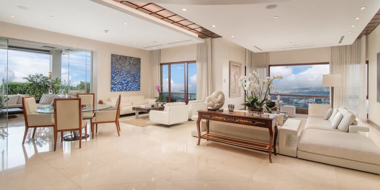 Penthouse Vista Royale – Luxurious Penthouse with Panoramic Views in Escazú