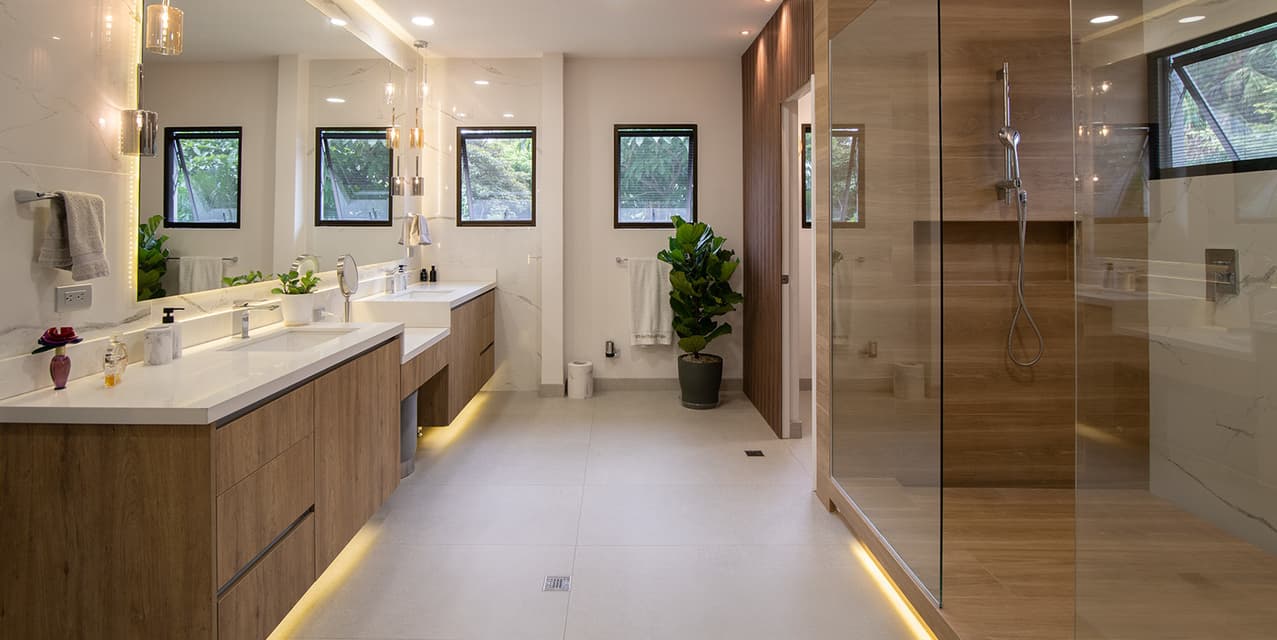 Golden Dreams Home in Santa Ana — photo