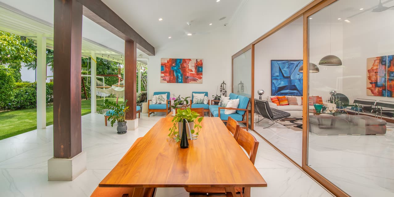 Modern Oasis Single-Level Home in Santa Ana — photo