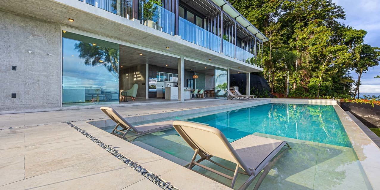 The Union Oceanview Estate in Uvita — photo