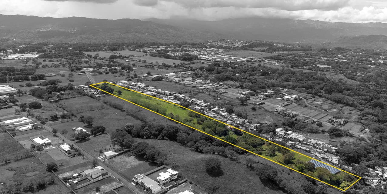 Grand High-Density Lot in La Guácima — photo