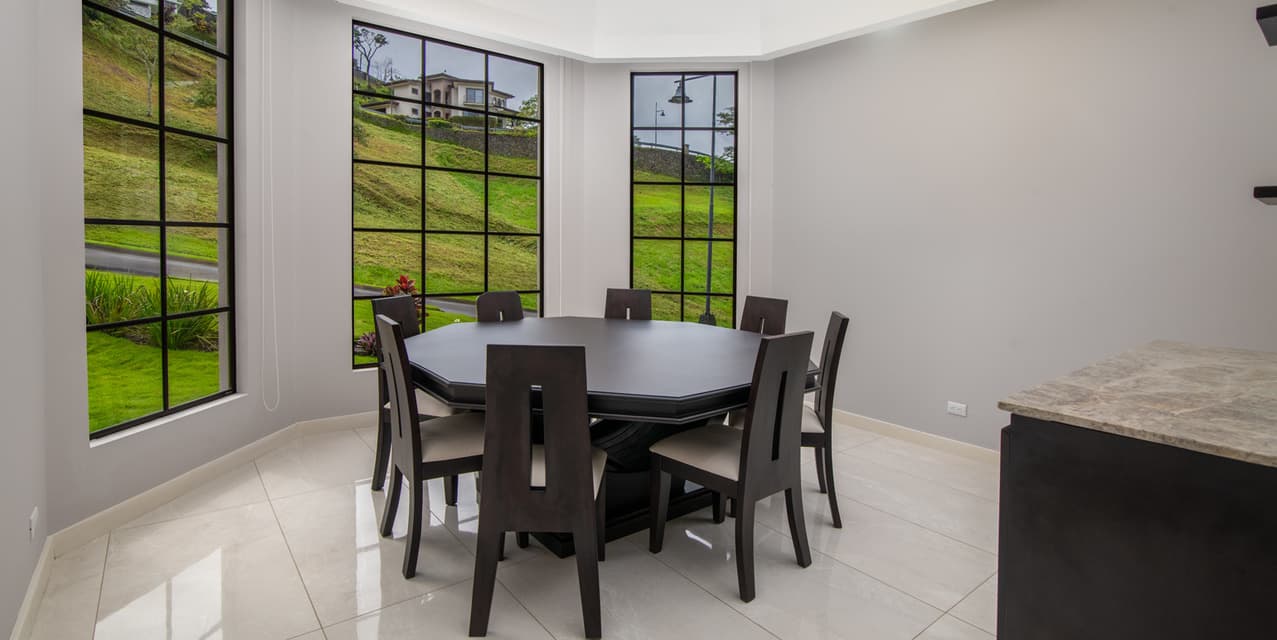 Timberline Single-level Home Ciudad Colón — photo