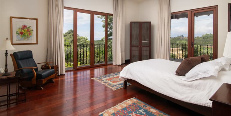 Single-level Bliss Home Gregal