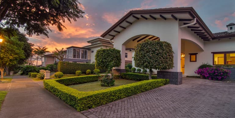 Casa Single-level Bliss Gregal