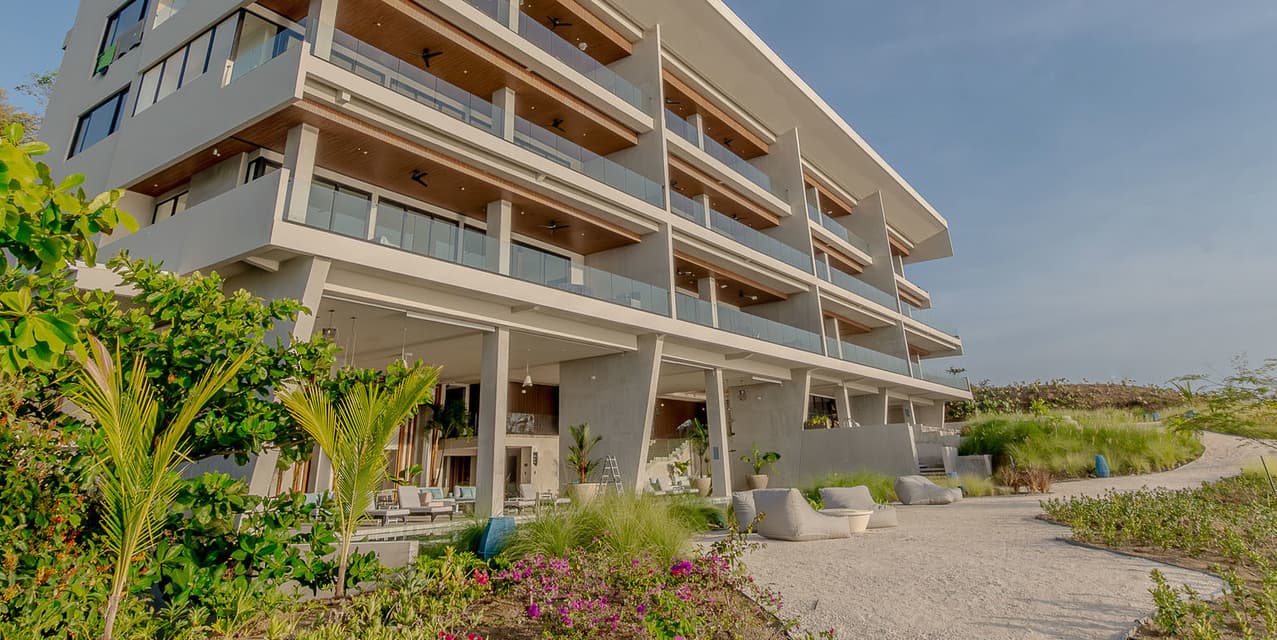 Ocean Serenity Apartment at Faro Escondido — photo