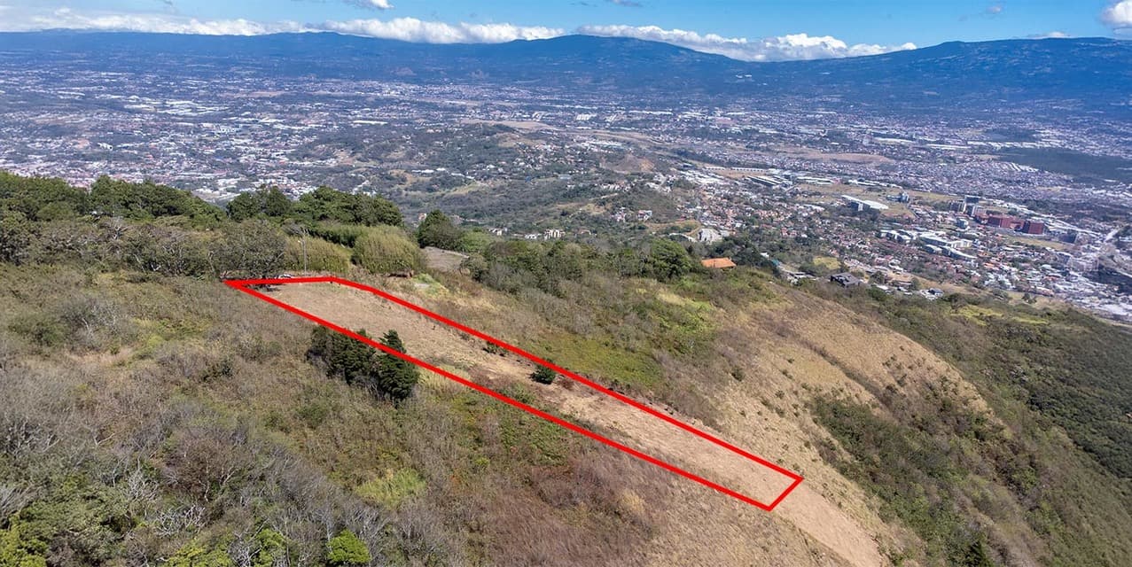 Vistas de Oeste Lot in Jaboncillos Escazú — photo