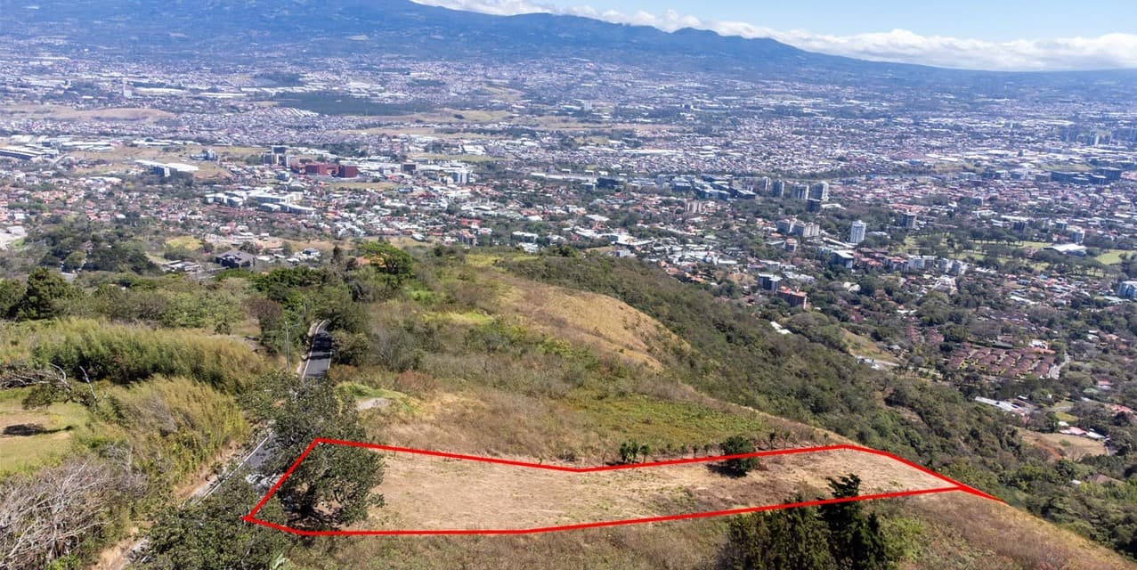 Vistas de Oeste Lot in Jaboncillos Escazú — photo