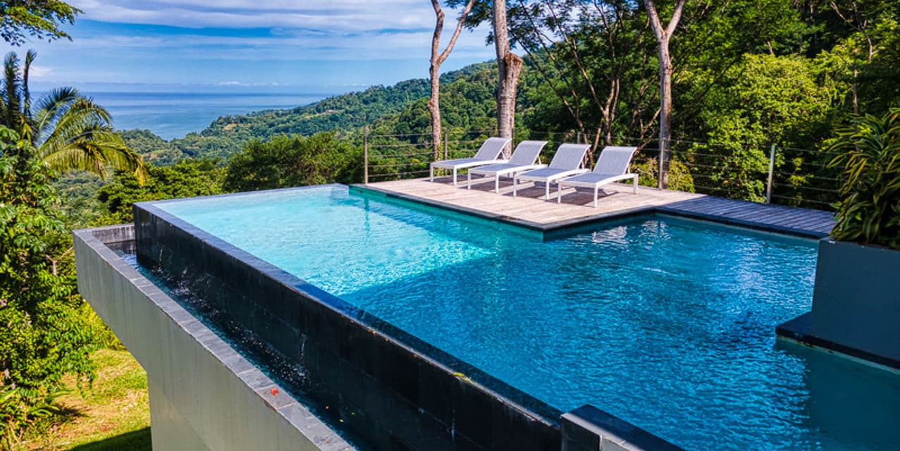 Sea and Jungle House at Uvita — photo