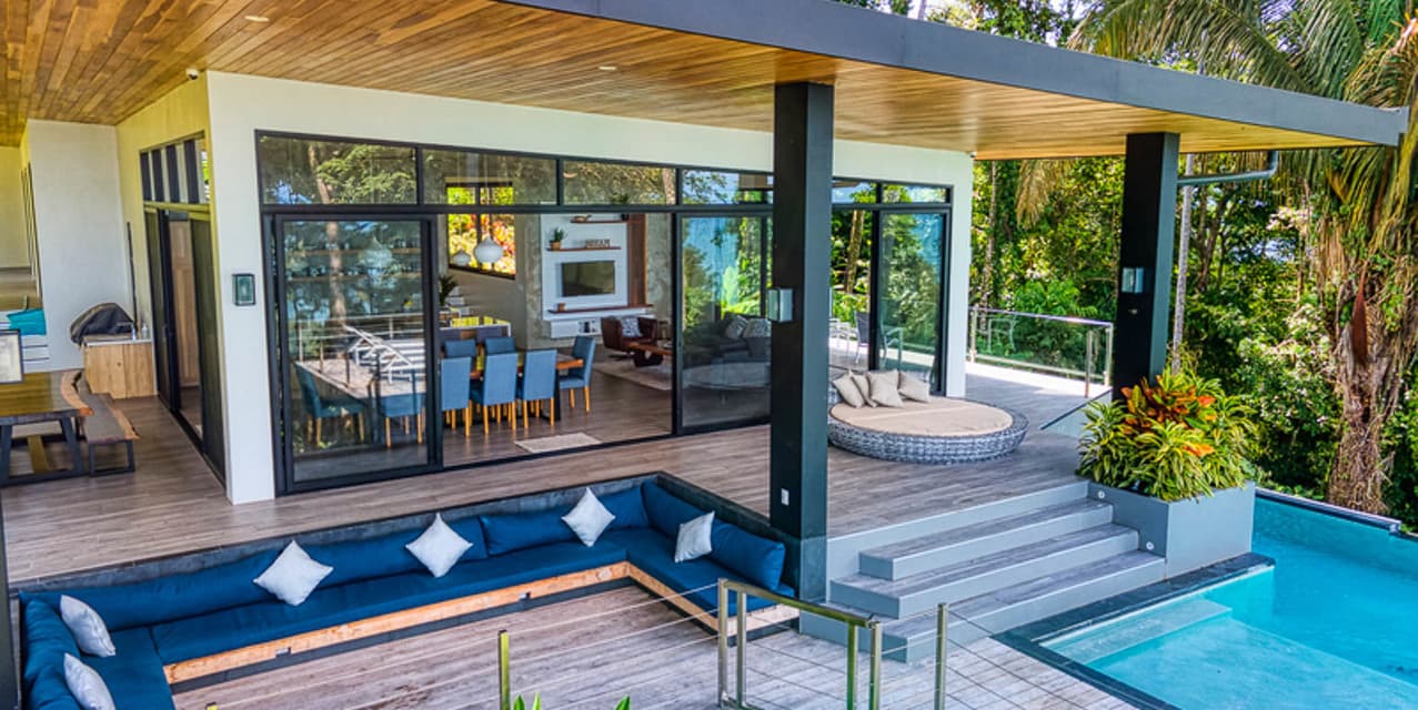 Sea and Jungle House at Uvita — photo