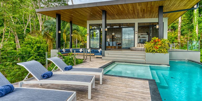 Sea and Jungle House at Uvita