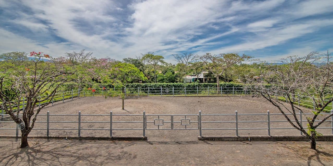 Dúo Equestrian Farm in La Garita — photo