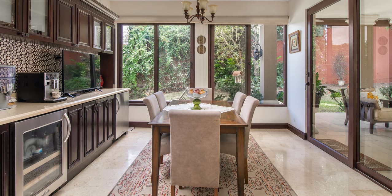Smart Colonial Home en Cerro Real — photo
