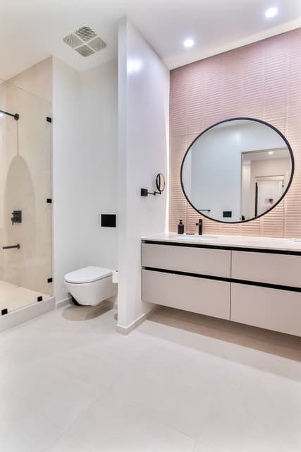 Modern Flow Apartment @ Solaris — photo