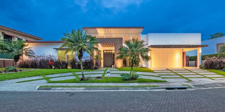 Investment: Solara Single-level Home at Hacienda del Sol
