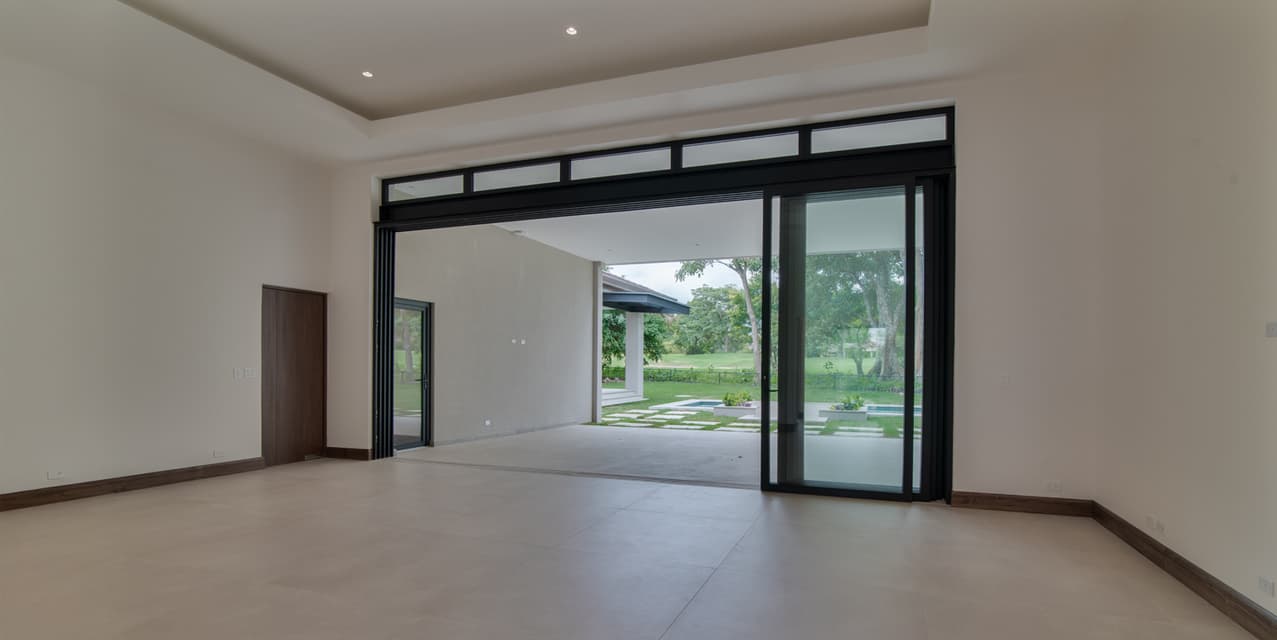 Investment: The 19th Hole Retreat — photo