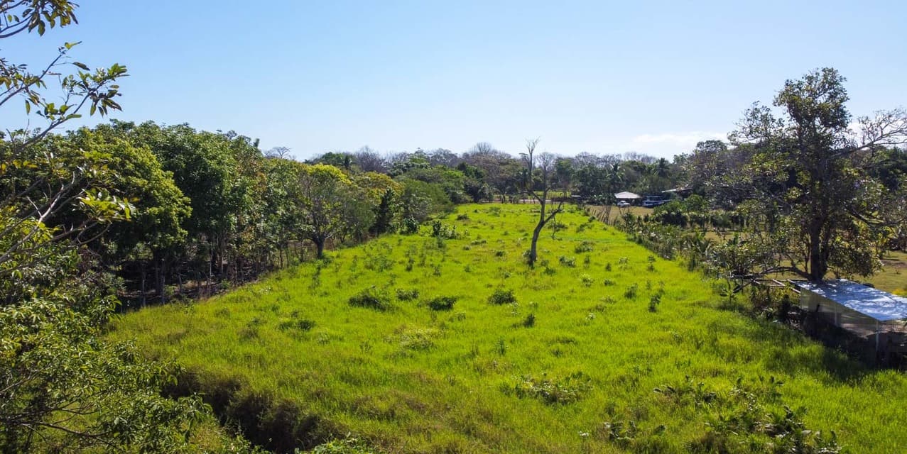 Gift of Nature Land at Playa Cabuya — photo