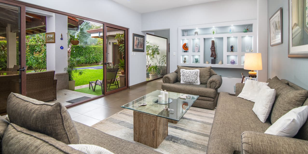Private Oasis Residence in Escazú — photo