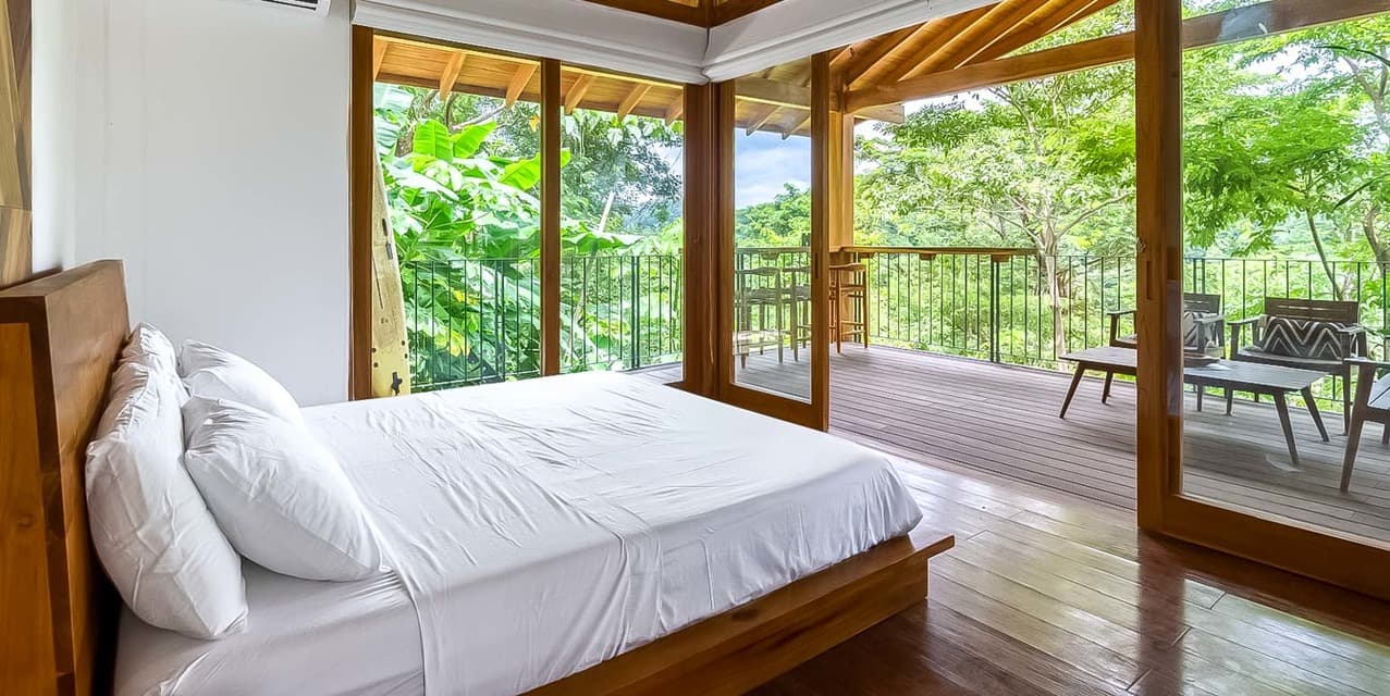 Jungle Horizon Home in Playa Hermosa — photo