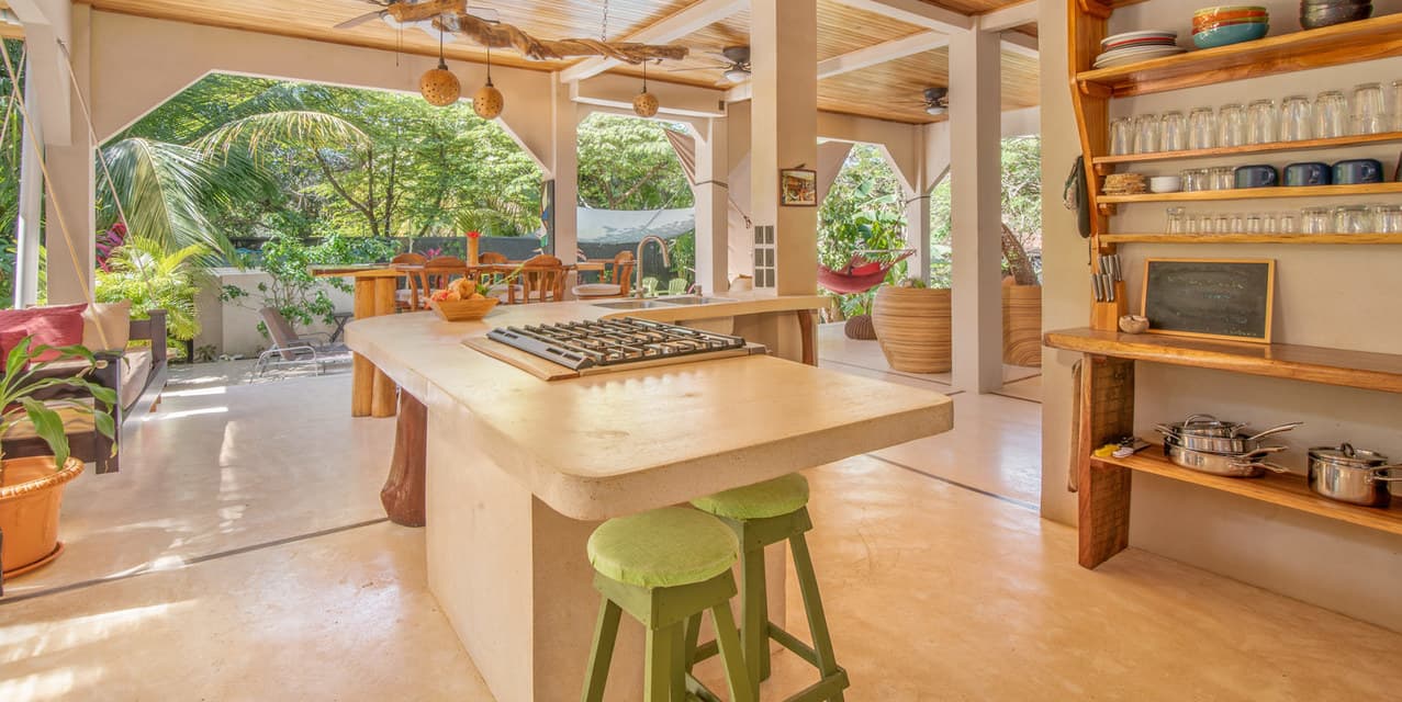 Villa Ananda at Playa Hermosa, Santa Teresa — photo