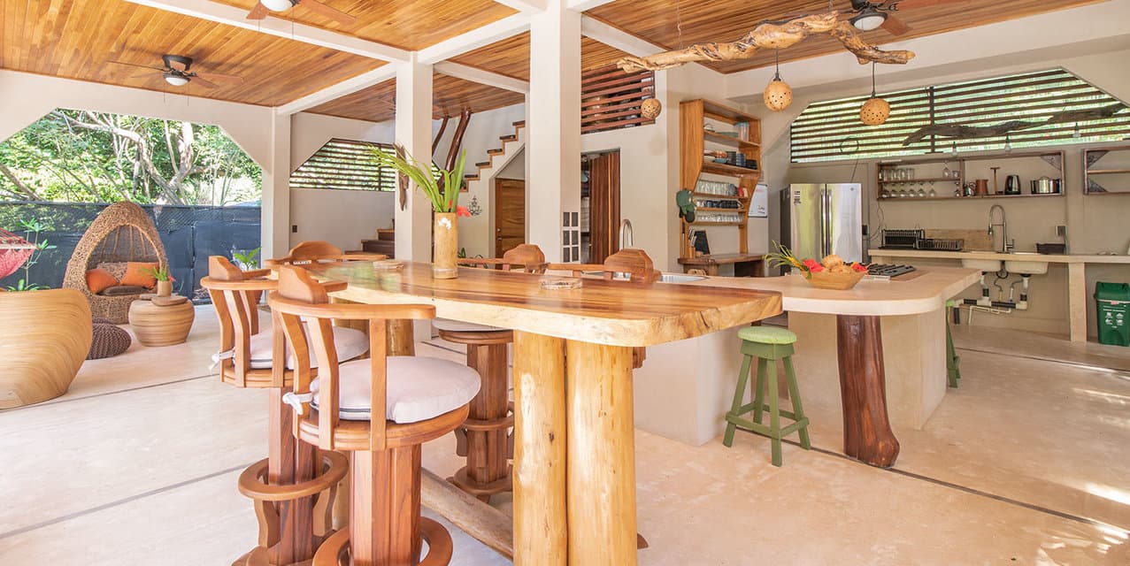 Villa Ananda at Playa Hermosa, Santa Teresa — photo