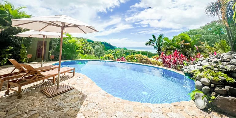 Casa Chameleon Oceanview Boutique Hotel in Malpaís