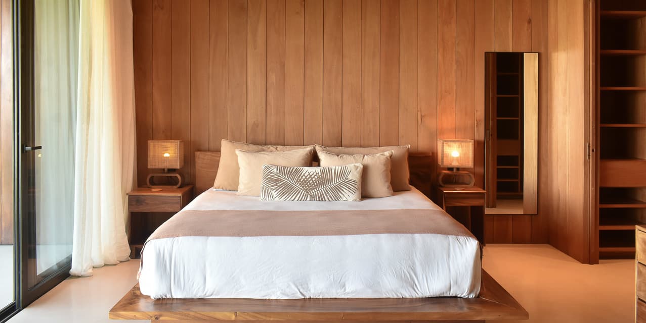 Luxury Ocean-View Villa and Guest House Playa Hermosa — photo