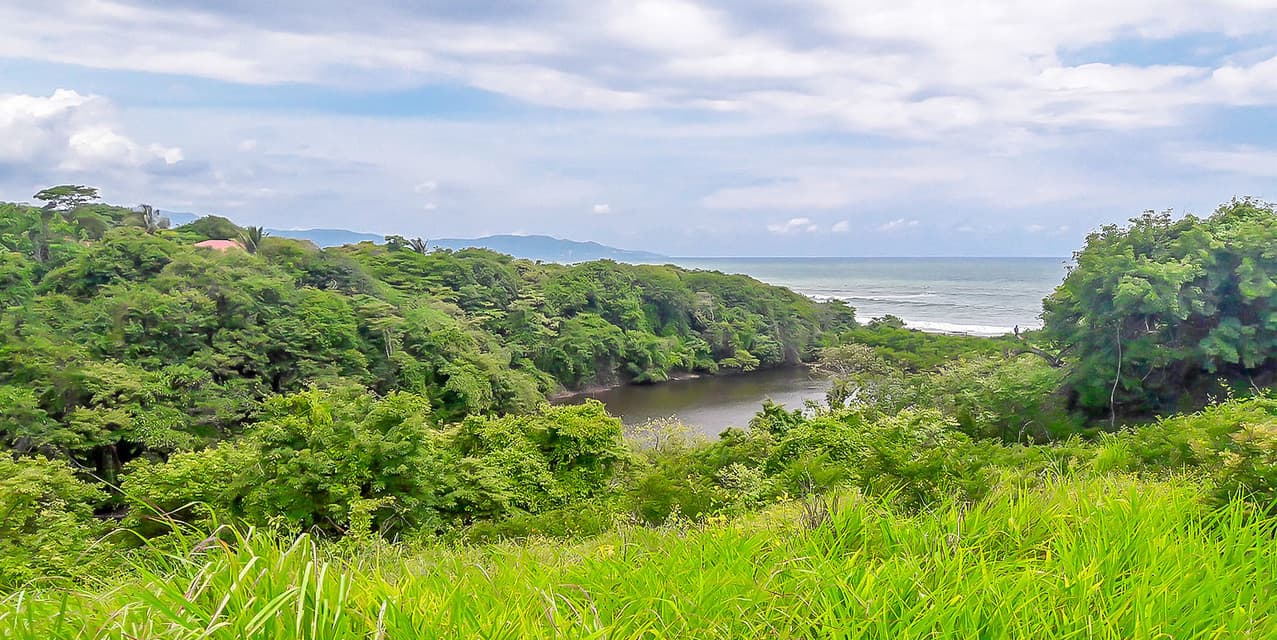 Beach Front & Oceanview Heights at Bajamar, Puntarenas — photo