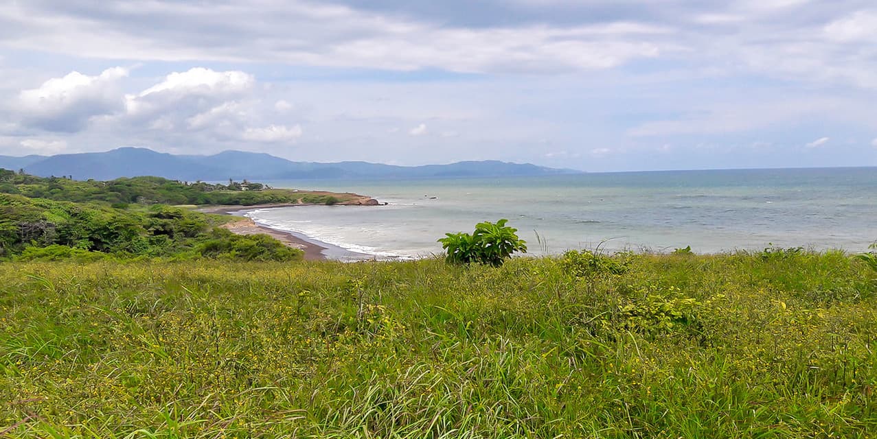Beach Front & Oceanview Heights at Bajamar, Puntarenas — photo